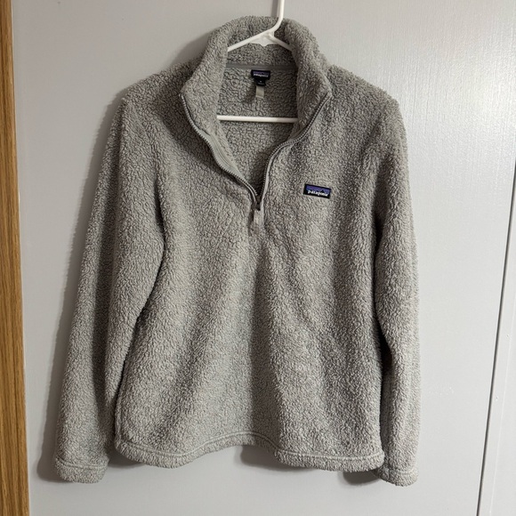 Patagonia Women's Light Gray Fleece Sweater Size Medium - Picture 8 of 9